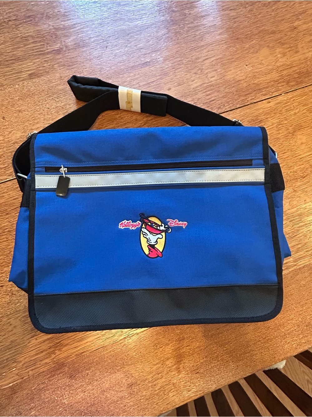 VINTAGE Kellogg/Disney Messenger Bag by Jeep with Shoulder Strap